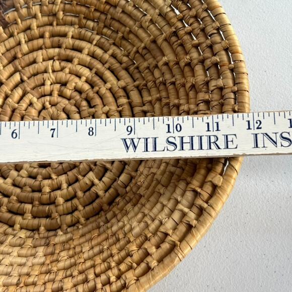 Native American Southwestern Shallow Coil Raffia Woven Basket 12" - Picture 6 of 8